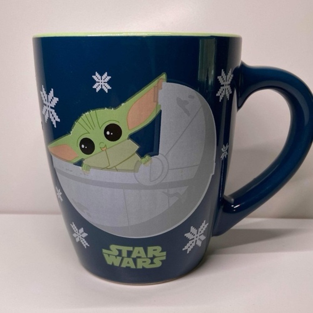 Star Wars The Mandalorian Mug Silver Buffalo